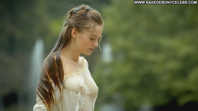 Nomie Schmidt Versailles Stunning Pretty Gorgeous Nice Posing Hot