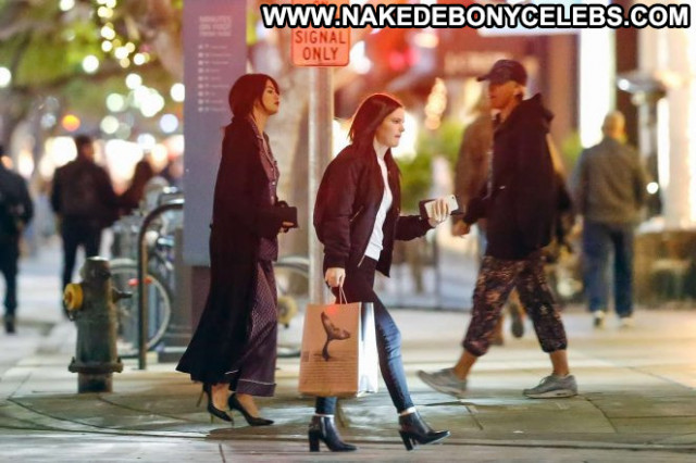 Selena Gomez Beautiful Posing Hot Paparazzi Babe Celebrity Nude Scene