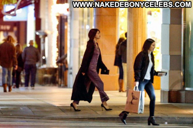 Selena Gomez Babe Paparazzi Posing Hot Beautiful Celebrity Famous Selena Gomez Babe Paparazzi Posing Hot Beautiful Celebrity Famous