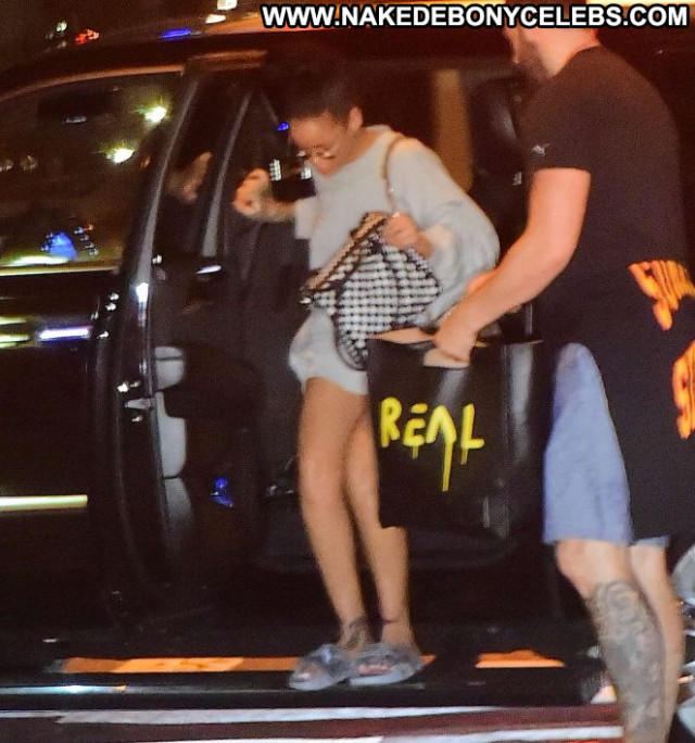 Rihanna Arriving No Source Babe Celebrity Beautiful Apartment