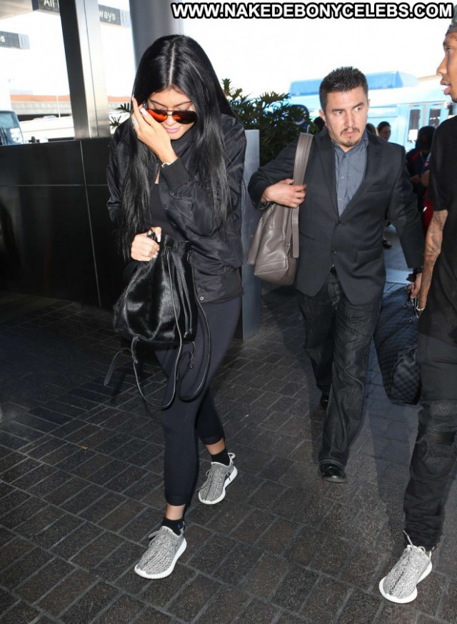 Kylie Jenner Lax Airport Lax Airport Paparazzi Beautiful