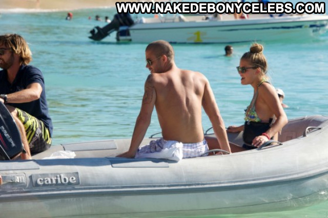 Nina Agdal Babe Bikini Barbados Paparazzi Bar Posing Hot Celebrity