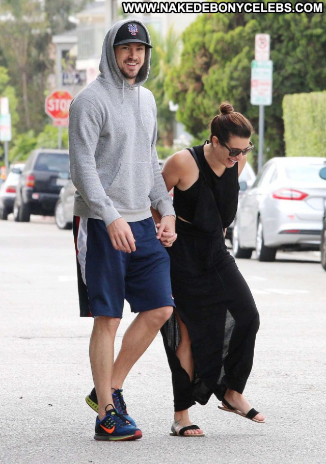 Lea Michele Babe Celebrity Paparazzi Shopping Posing Hot Beautiful