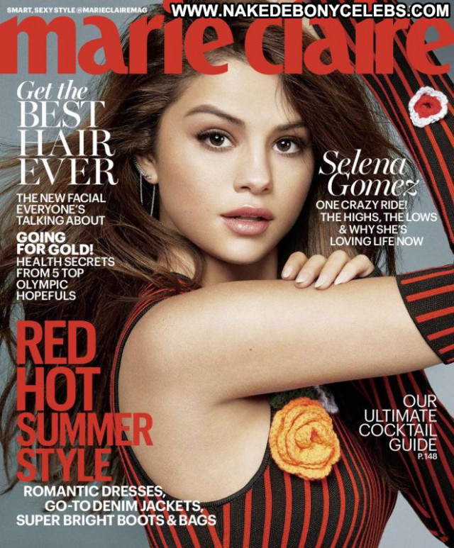 Selena Gomez Celebrity Paparazzi Beautiful Posing Hot Babe Magazine