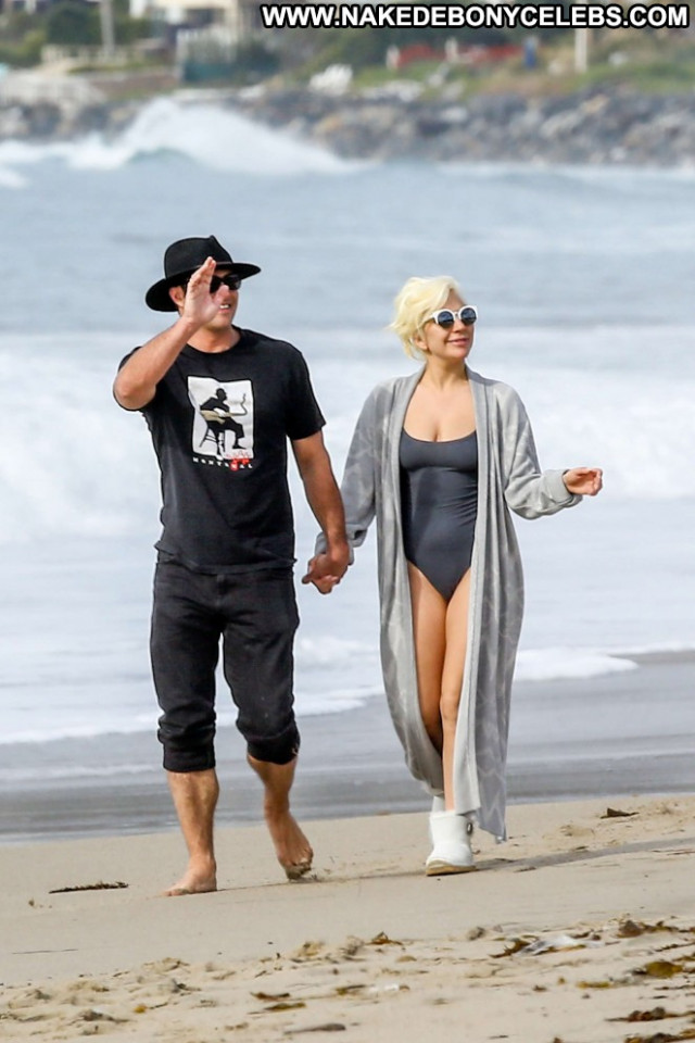 Lady Gaga The Beach In Malibu Swimsuit Mali Gag Beautiful Paparazzi