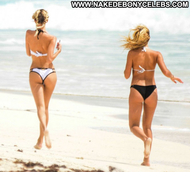 Rachel Hilbert Beautiful Babe Candid Paparazzi Celebrity Bikini