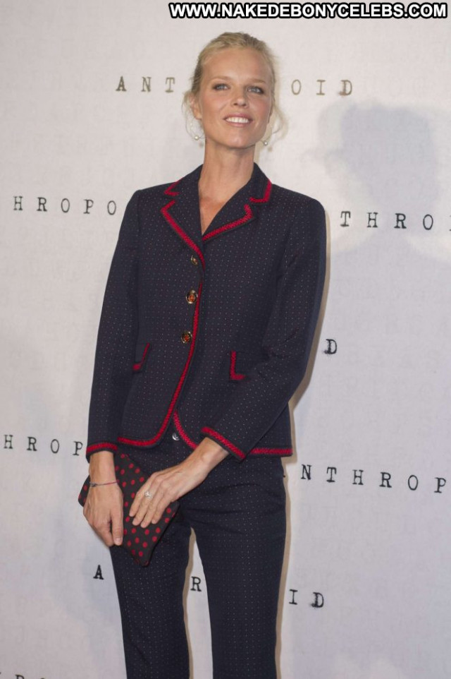 Eva Herzigova Beautiful Babe Posing Hot Celebrity Paparazzi London Eva Herzigova Beautiful Babe Posing Hot Celebrity Paparazzi London