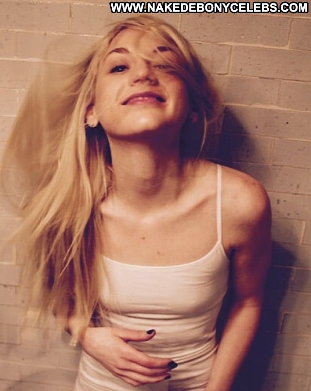 Emily Kinney Anna Nicole Celebrity Babe Bar Park Ass Hot Topless Xxx