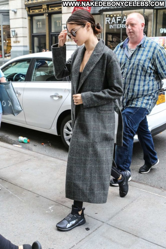 Selena Gomez No Source Celebrity Babe Posing Hot Paparazzi Nyc