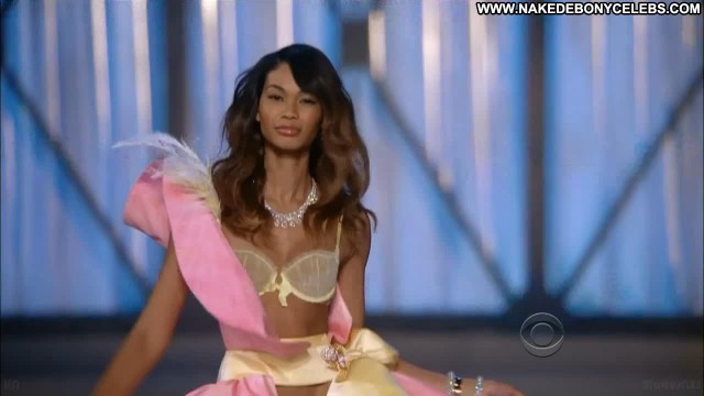 Chanel Iman The Victoria S Secret Fashion Show Small Tits Nice Hot