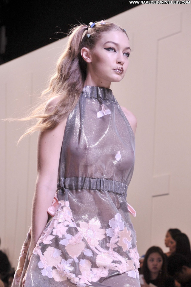 Gigi Hadid Fashion Show Posing Hot Braless Fashion Beautiful