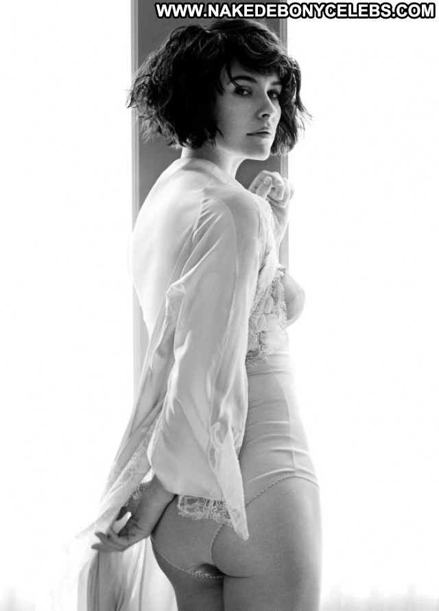 Evangeline Lilly Esquire Magazine Celebrity Posing Hot Magazine Babe