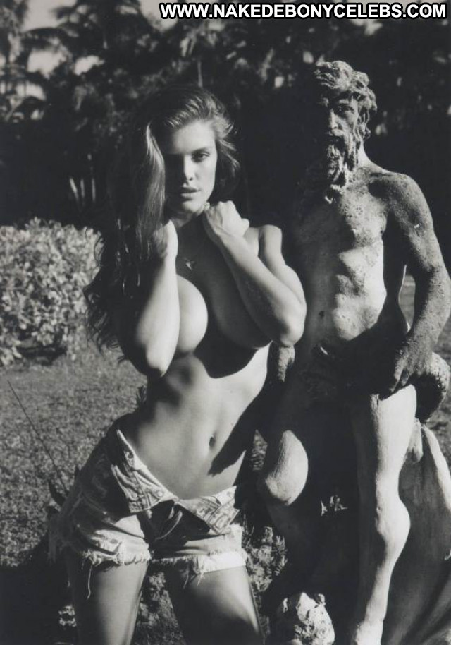 Nina Agdal Topless Photoshoot Posing Hot Babe Beautiful Topless