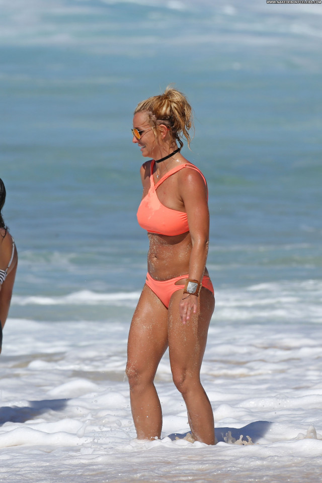 Britney Spears The Beach Beach Topless Babe Celebrity Posing Hot