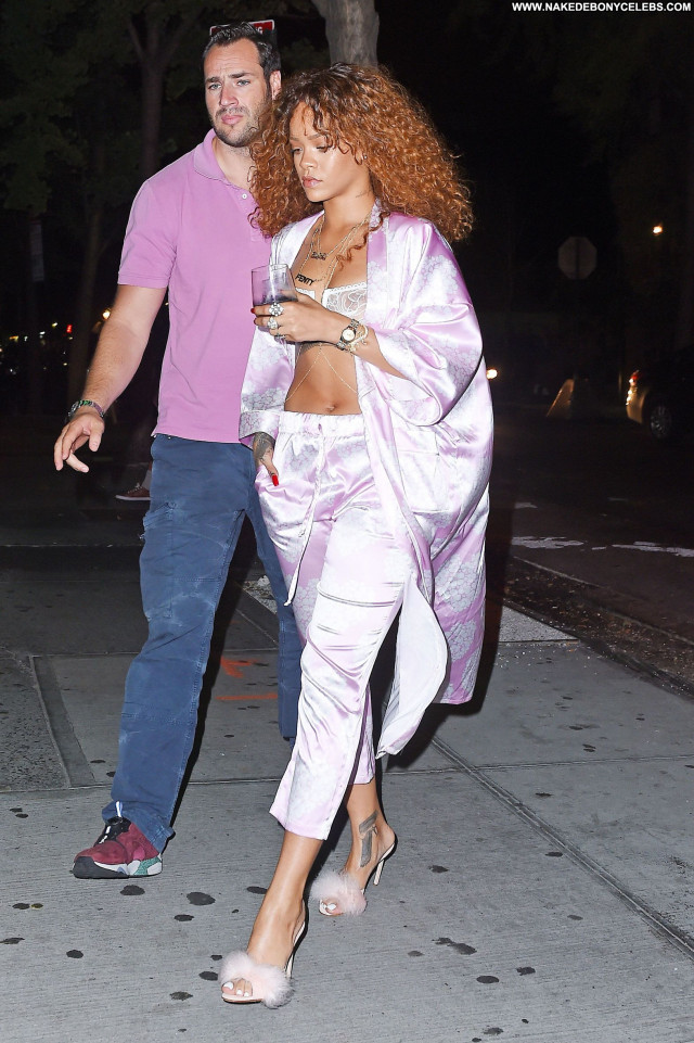 Rihanna New York Posing Hot Celebrity Curly Hair Hot Paparazzi Babe