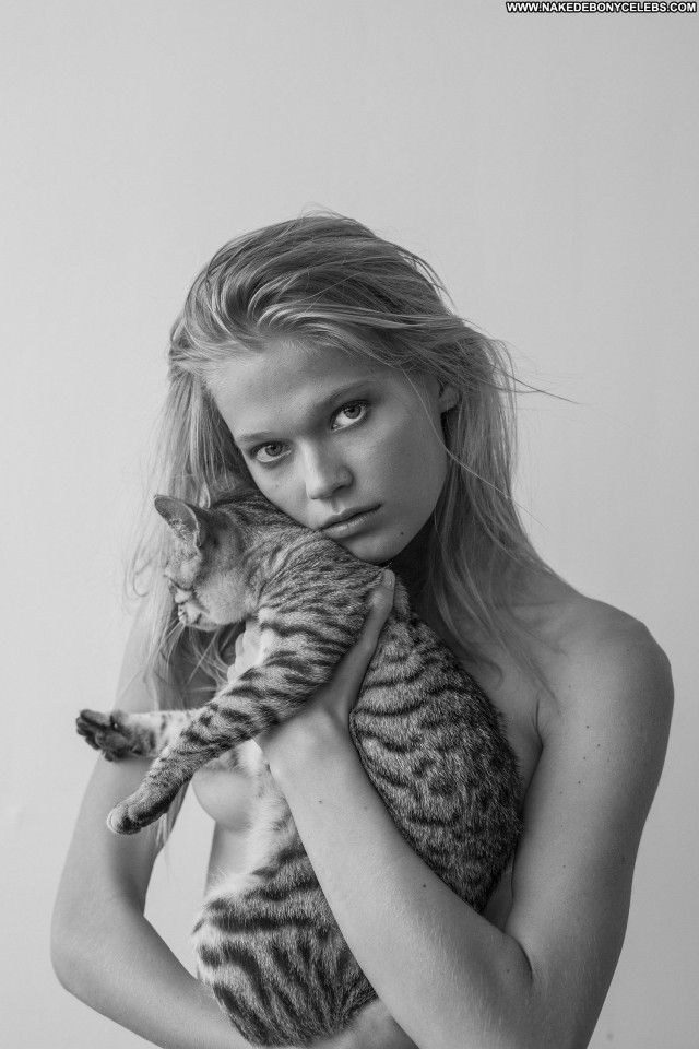 Vita Sidorkina Daniella Rech Russian Beautiful Babe Sexy Magazine