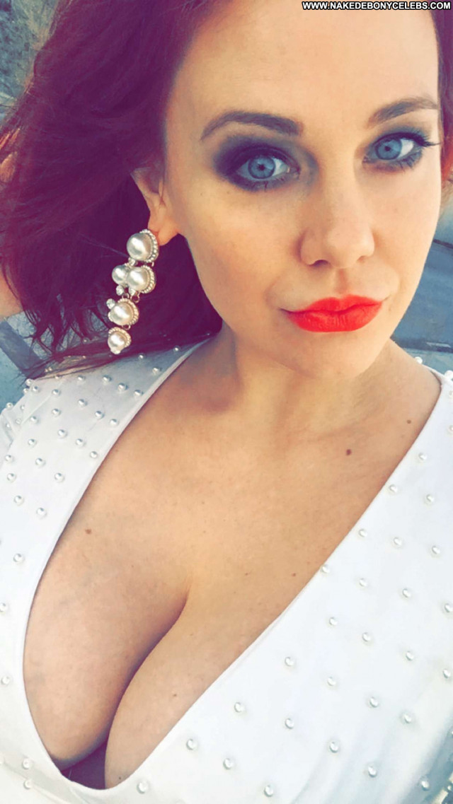 Maitland Ward No Source Babe Celebrity Cleavage Posing Hot American