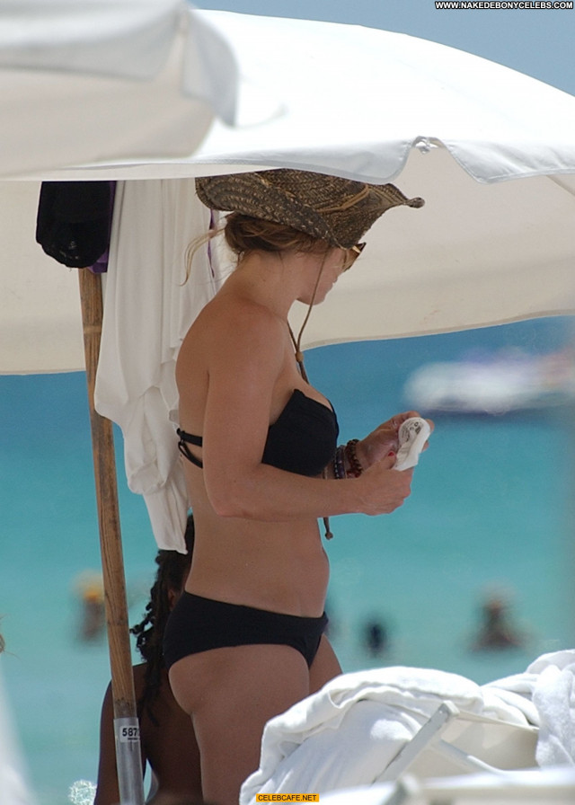 Elen Rivas Miami Beach Black Posing Hot Babe Beach Celebrity Beautiful