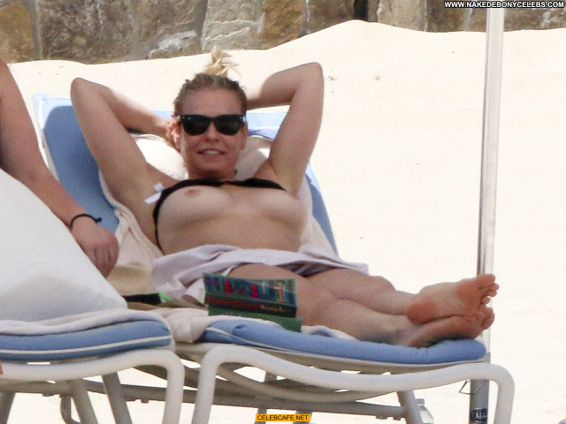 Chelsea Handler No Source  Celebrity Posing Hot Babe Toples Beach