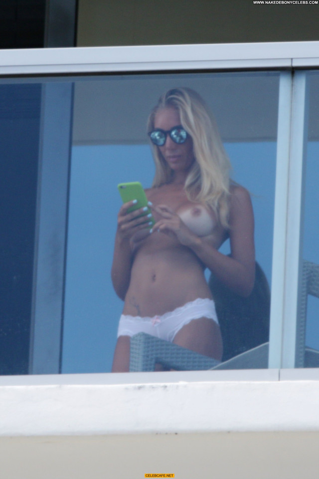 Laura Cremaschi No Source Posing Hot Topless Babe Balcony Beautiful