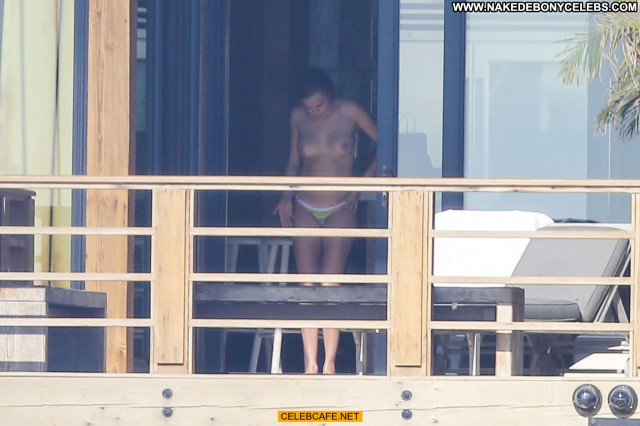 Cara Delevingne No Source Balcony Mali Toples Posing Hot Babe Malibu