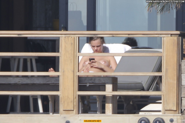 Cara Delevingne No Source Babe Balcony Toples Mali Topless Celebrity