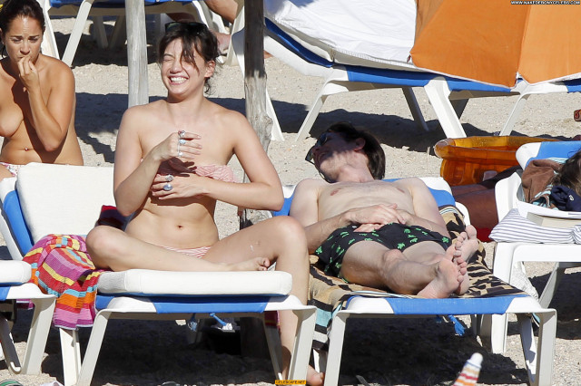 Daisy Lowe The Beach Beautiful Posing Hot Toples Babe Topless Beach