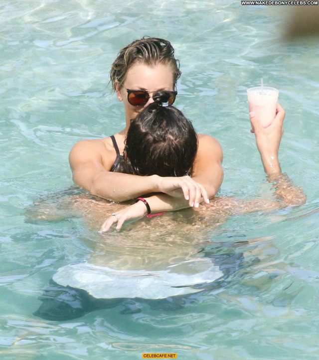 Kaley Cuoco No Source Pool Bikini Posing Hot Babe Mexico Celebrity