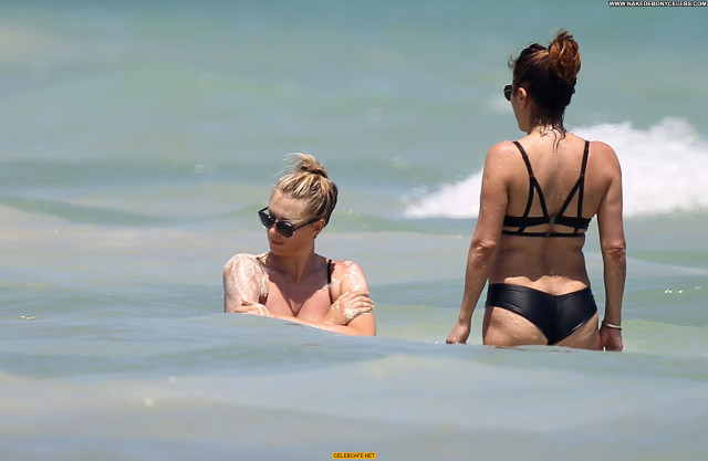 Maria Sharapova The Beach Bikini Beach Babe Celebrity Posing Hot