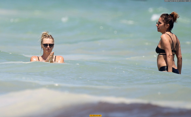 Maria Sharapova The Beach Celebrity Beach Pussy Beautiful Babe Bikini