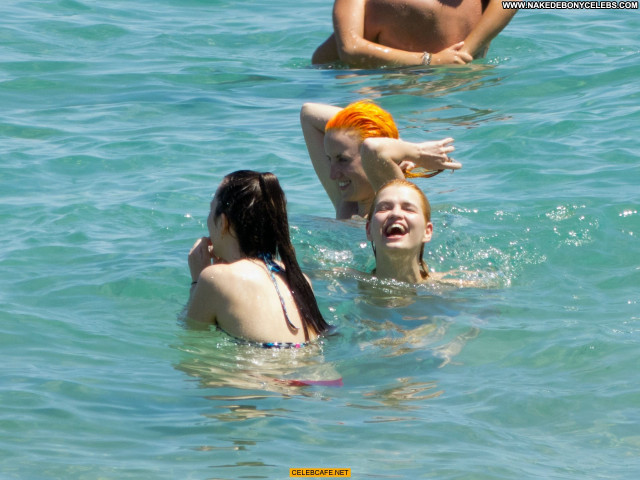 Pixie Geldof The Beach Beach Babe Toples Celebrity Beautiful Topless