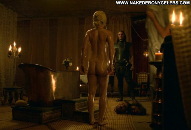 Emilia Clarke Game Of Thrones Celebrity Posing Hot Nude Beautiful Hot