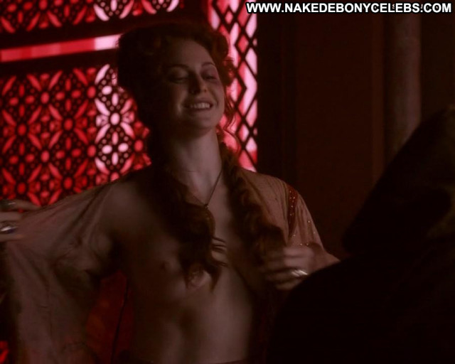 Esme Bianco Game Of Thrones Posing Hot Shirt Toples Big Tits