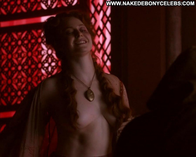 Esme Bianco Game Of Thrones Posing Hot Big Tits Shirt Breasts