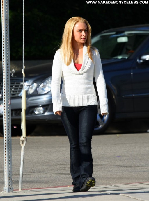 Heroes Celebrity Babe Posing Hot Paparazzi Straight Beautiful