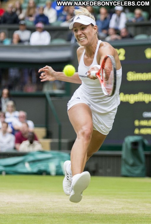 Angelique Kerber Instagrammer Paparazzi Sportswoman Straight Celebrity Caucasian Influencer Female Actress Posing Hot Xer Babe Tweeter Beautiful
