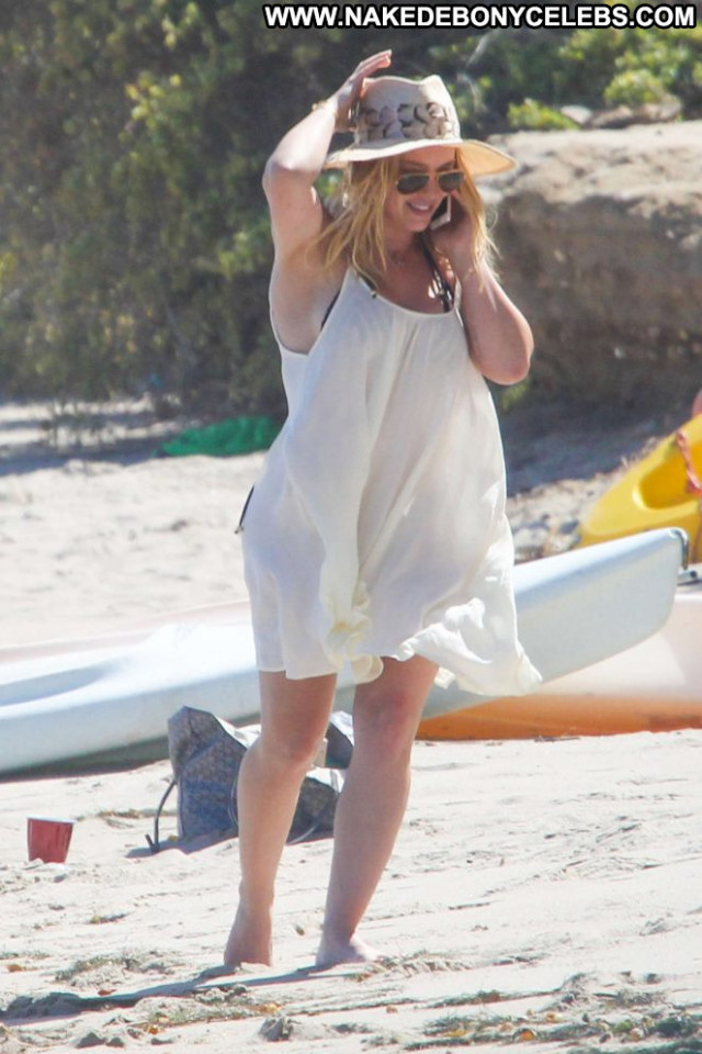 Hilary Duff The Beach In Malibu Posing Hot Malibu Paparazzi Beach