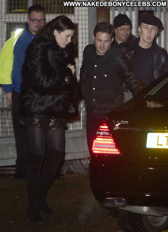 Liv Tyler X Factor London Celebrity Posing Hot Beautiful Paparazzi