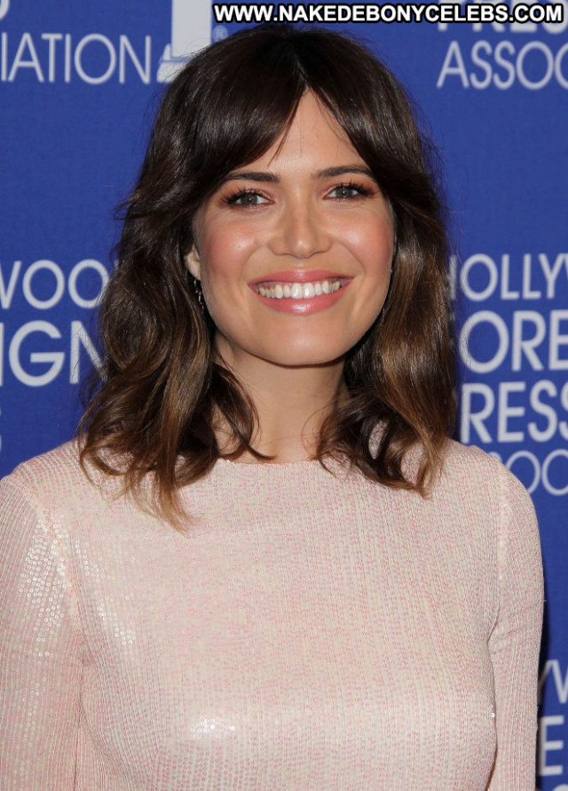 Mandy Moore Hollywood Foreign Press Los Angeles Babe Posing Hot