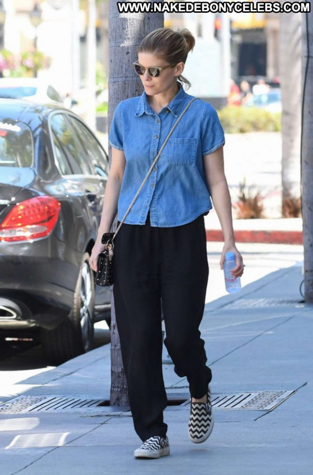 Kate Mara Beverly Hills Paparazzi Beautiful Posing Hot Babe Celebrity