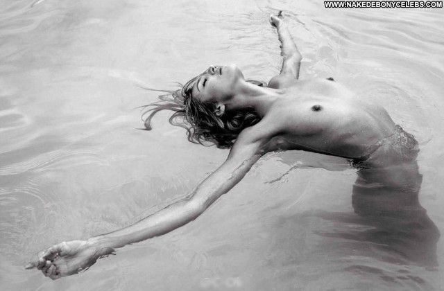 Hannah Ferguson Topless Photoshoot Beautiful Calendar Posing Hot Emo