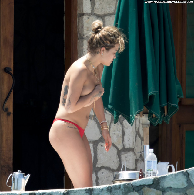 Rita Ora Topless Photoshoot Desi Toples Topless Uk Bra Beautiful