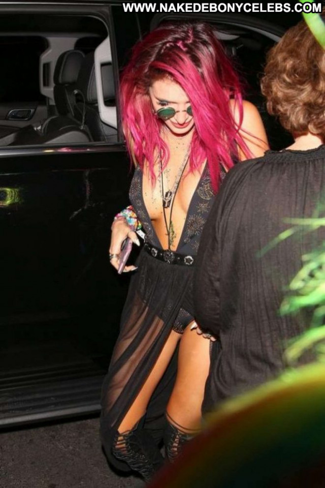 Bella Thorne No Source  Posing Hot Beautiful Babe Paparazzi Celebrity