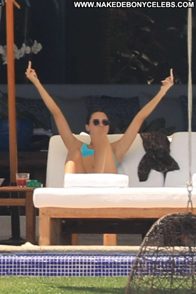 Kendall Jenner The Pool Posing Hot Bikini Beautiful Paparazzi Pool