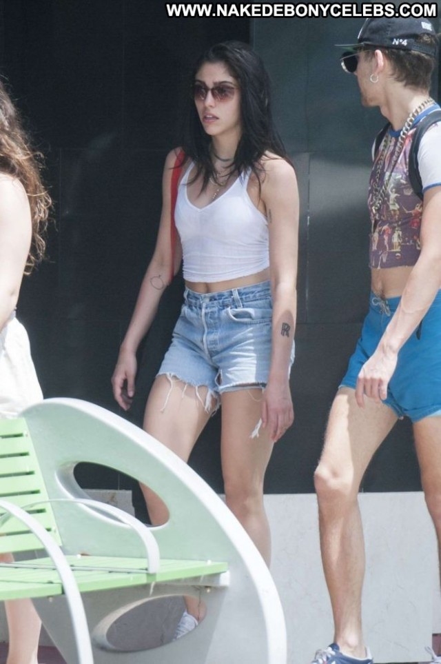 Lourdes Leon No Source Shorts Paparazzi Babe Celebrity Beautiful