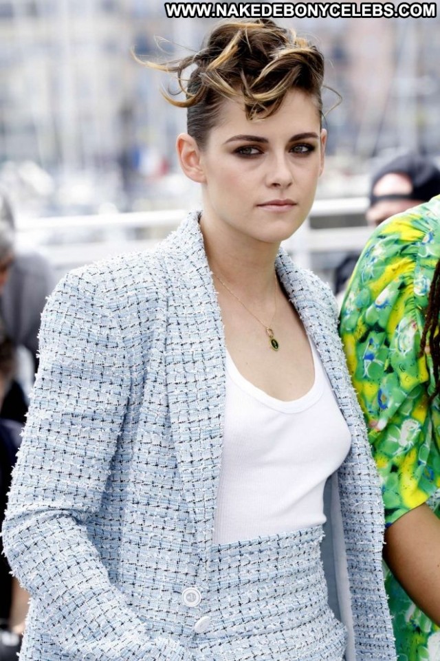 Kristen Stewart Cannes Film Festival  Posing Hot Celebrity Paparazzi