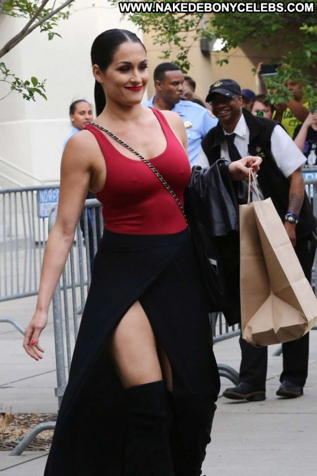 Nikki Bella No Source  Posing Hot Beautiful Babe Paparazzi Celebrity