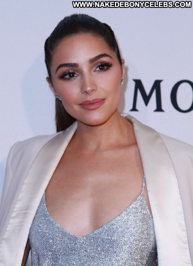 Olivia Culpo Los Angeles Paparazzi Mom Babe Angel Los Angeles