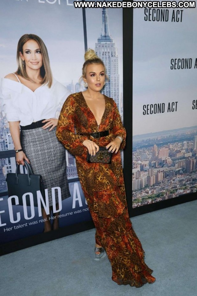 Tallia Storm No Source  Nyc Paparazzi Babe Beautiful Posing Hot