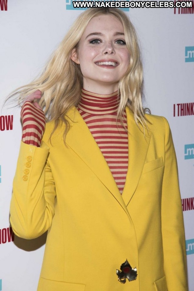 Elle Fanning No Source Beautiful Babe Posing Hot Paparazzi Celebrity